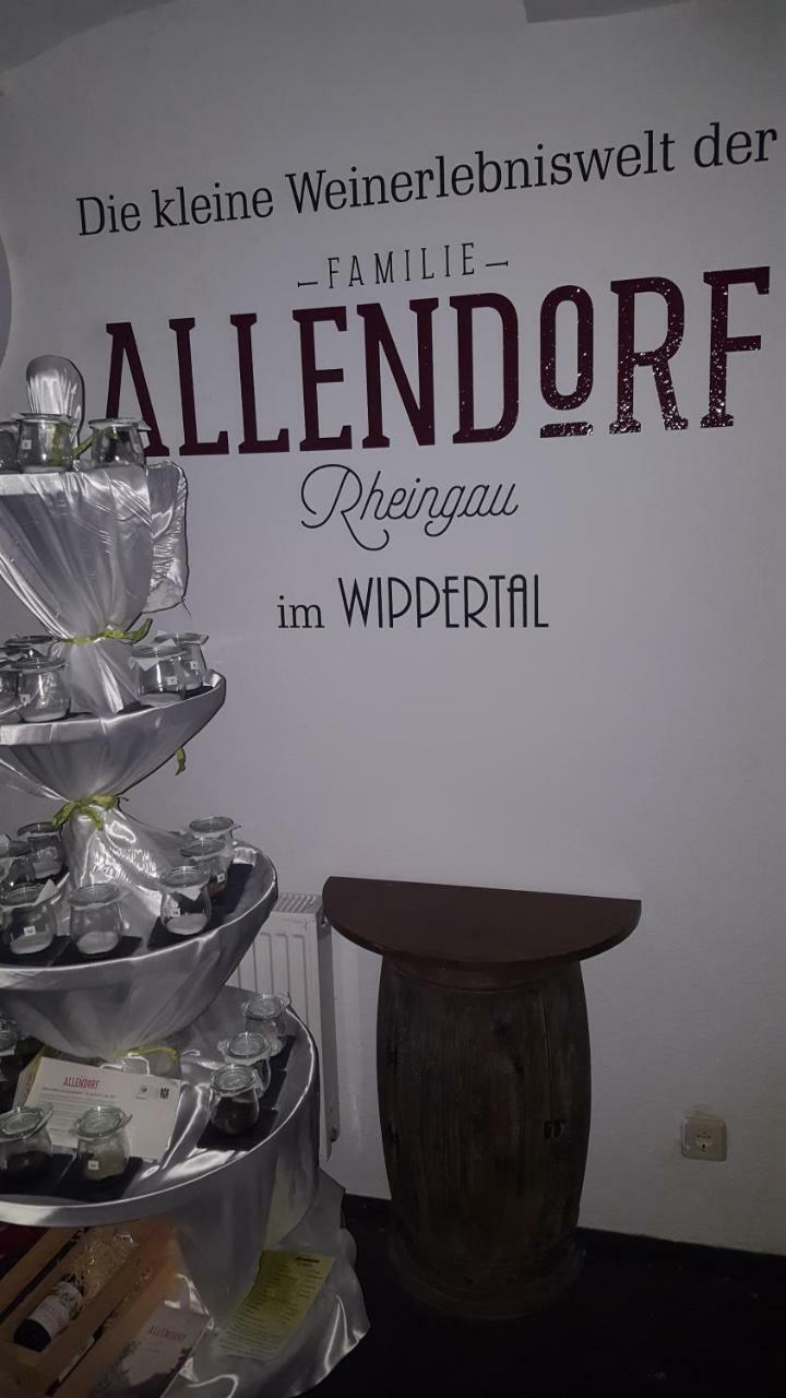 Hotel Wippertal - Voll Klimatisiert Bernburg Exterior foto